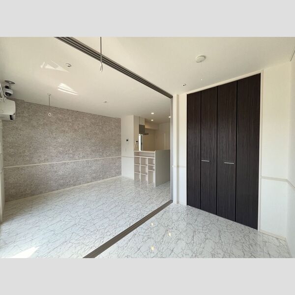 その他 (洋室～リビング)