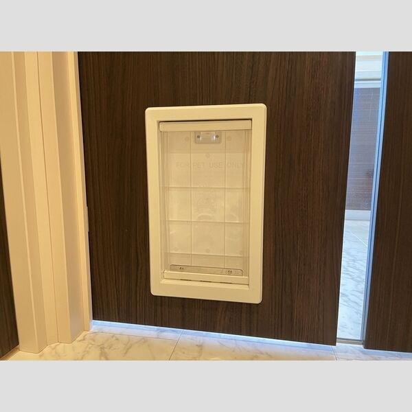 その他 (ペット用ドア)