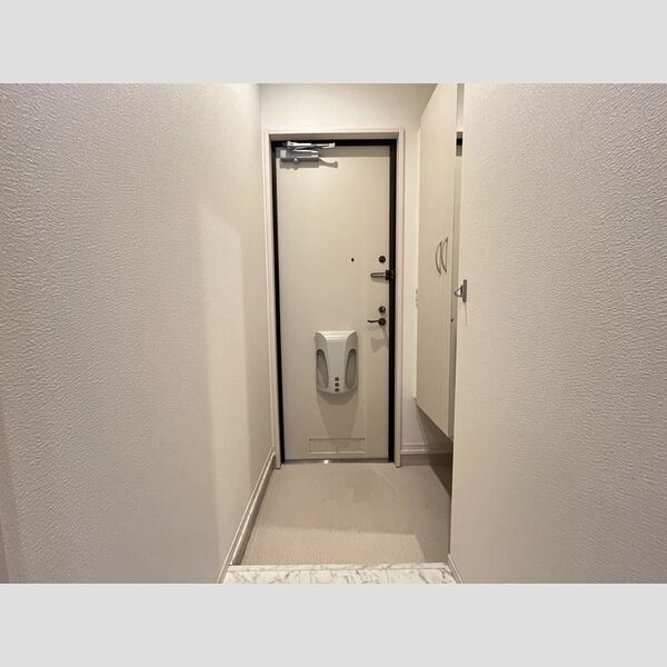 玄関 (玄関)