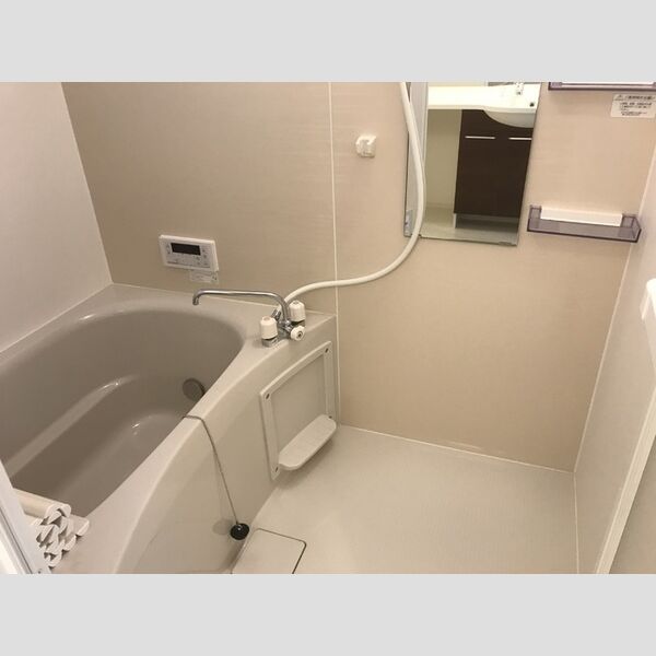 バス (バスルーム)