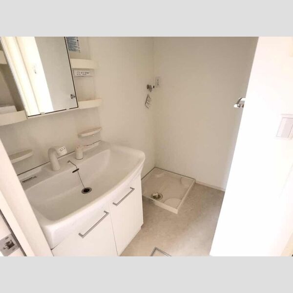 洗面所 (洗面室)