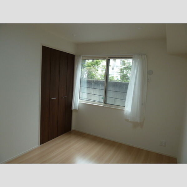 その他 (洋室6帖)