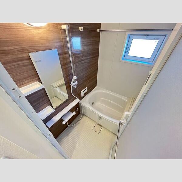 バス (浴室乾燥機付きバス)