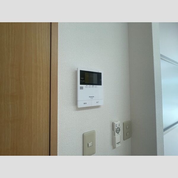 その他設備 (カメラ付インターフォン)
