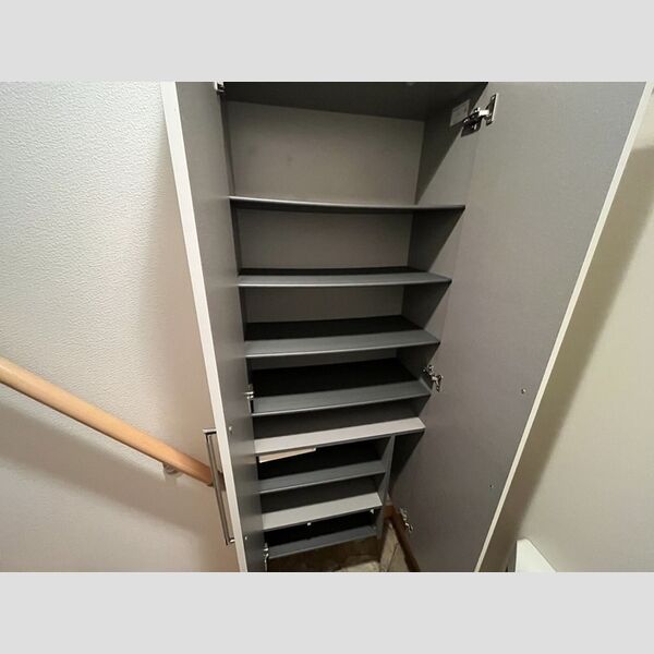 その他 (シューズクローゼット)