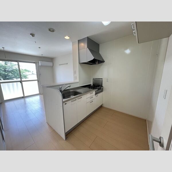 キッチン (キッチン)