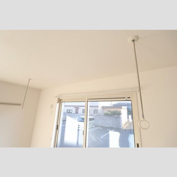 その他 (室内物干し)