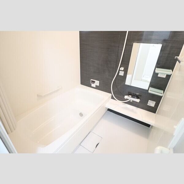 バス (浴室)