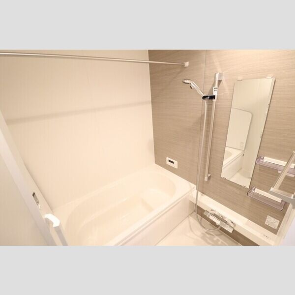 バス (浴室)