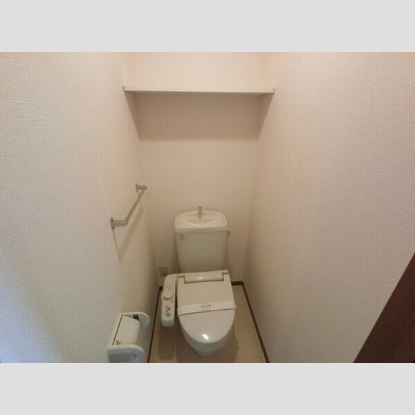 トイレ (温水洗浄暖房便座)