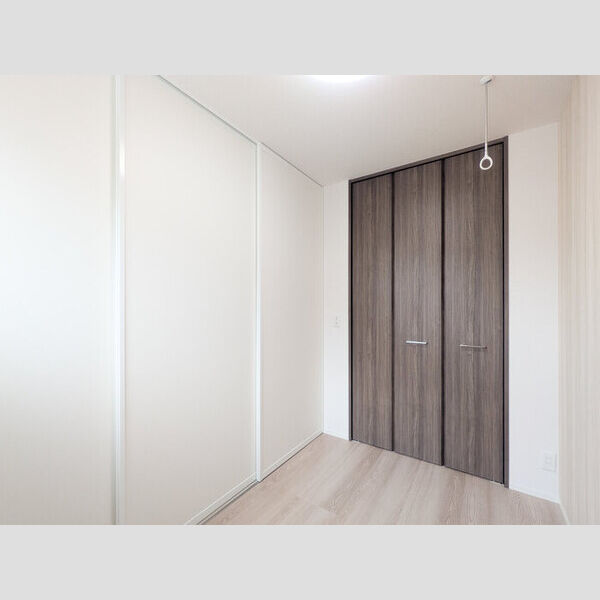 その他 (洋室)