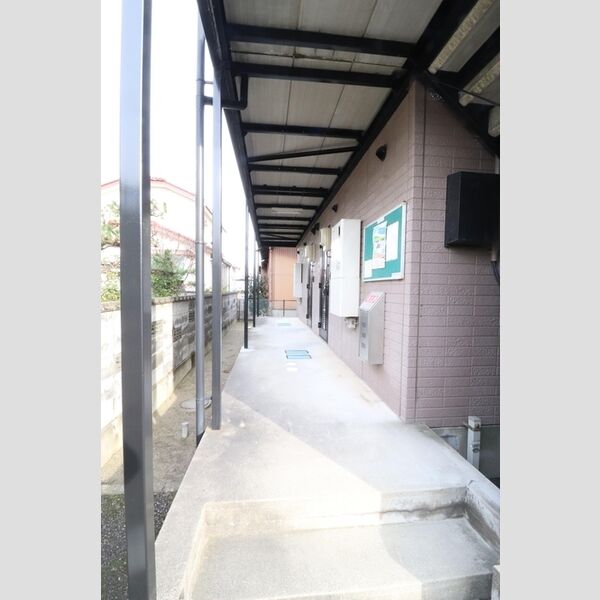 現地周辺 (共用通路)