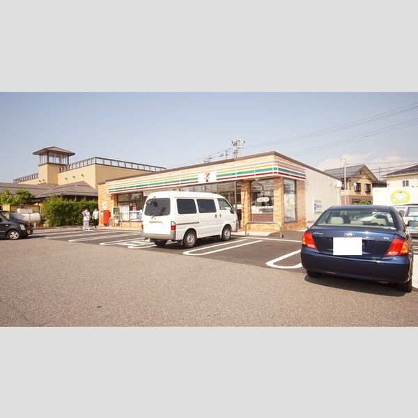 現地周辺 (セブンイレブン新潟新松崎店)