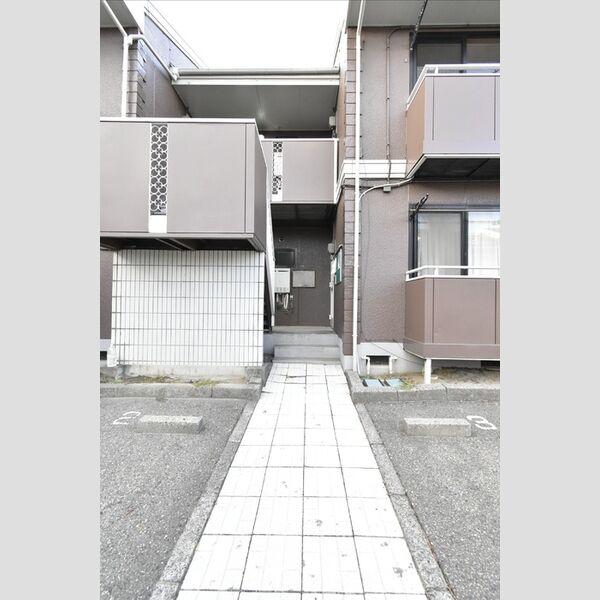エントランス (エントランス)
