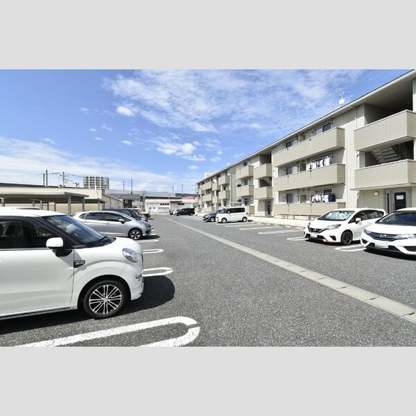 駐車場 (駐車場)