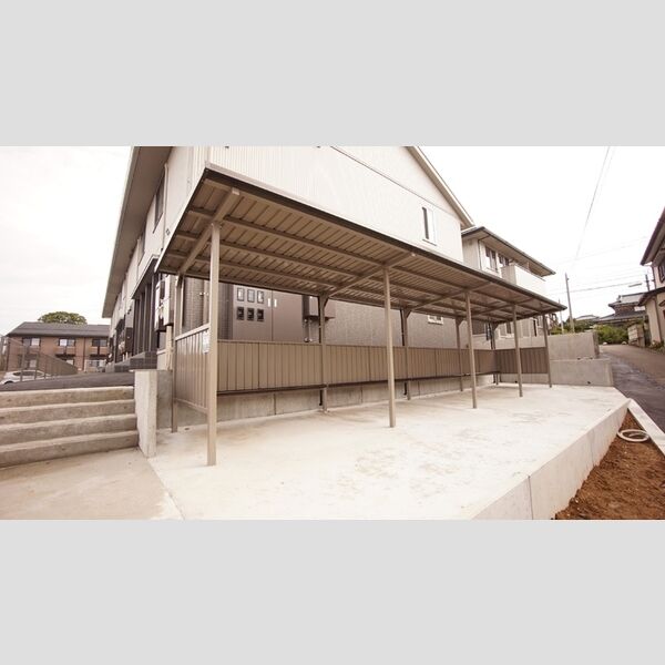 現地周辺 (駐輪場)