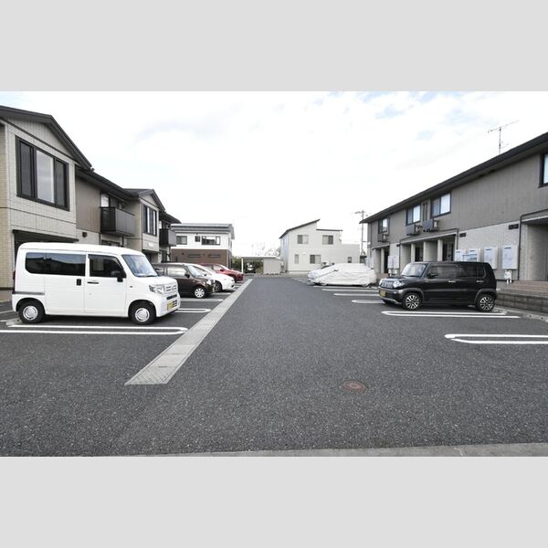 駐車場 (駐車場)