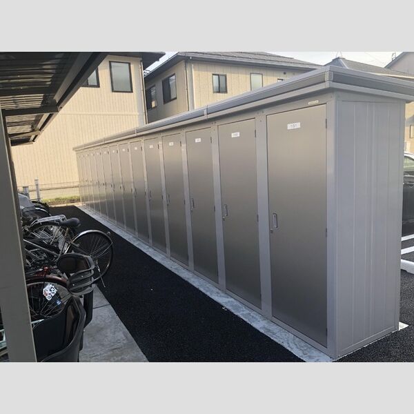 現地周辺 (物置)