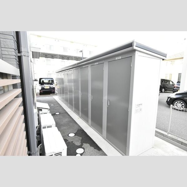 現地周辺 (物置)