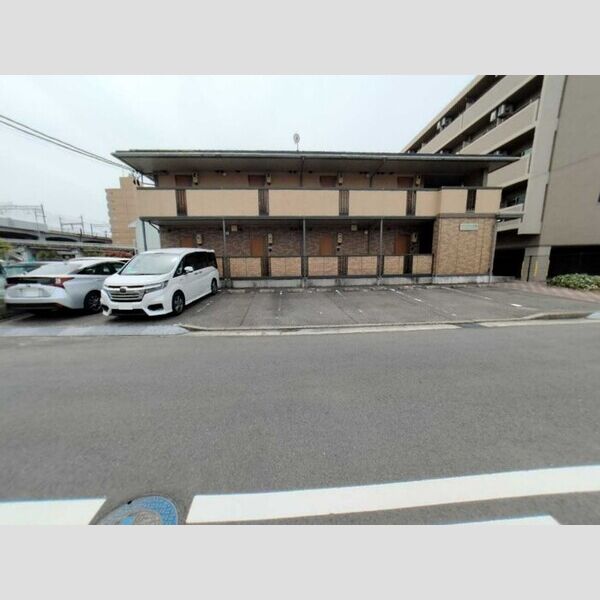 駐車場 (駐車場)