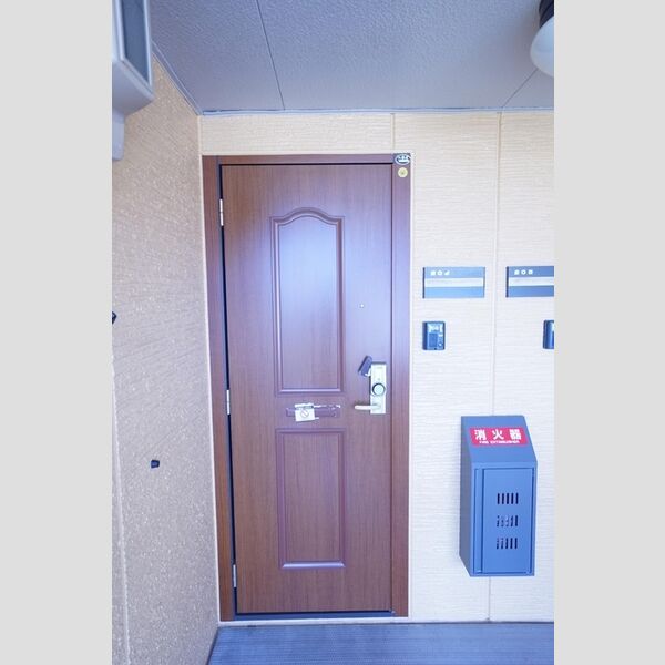 エントランス (エントランス)