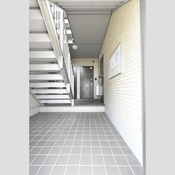 現地周辺 (ロビー)