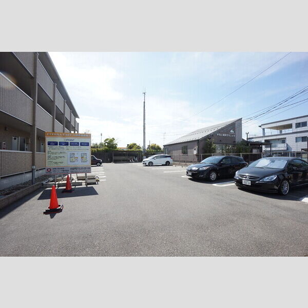 駐車場 (駐車場)