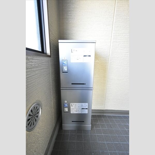 現地周辺 (宅配ボックス)