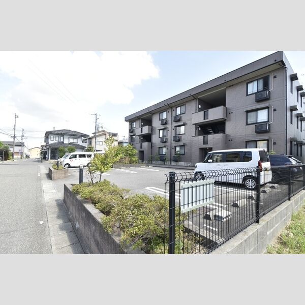 駐車場 (駐車場①)