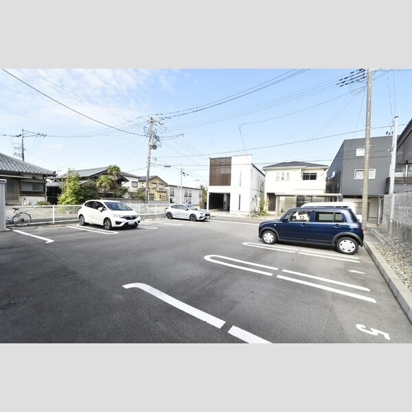 駐車場 (駐車場)