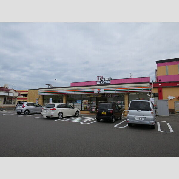 現地周辺 (セブンイレブン新潟浜谷町店 700m徒歩9分)