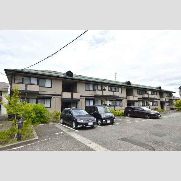 建物外観 (B棟　外観)