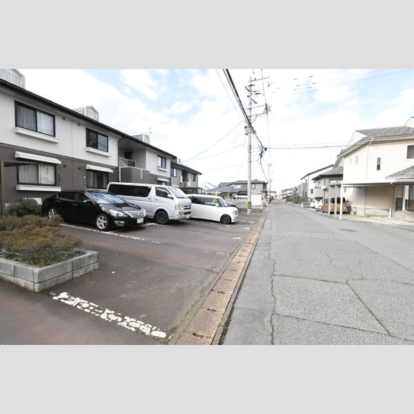 駐車場 (駐車場)