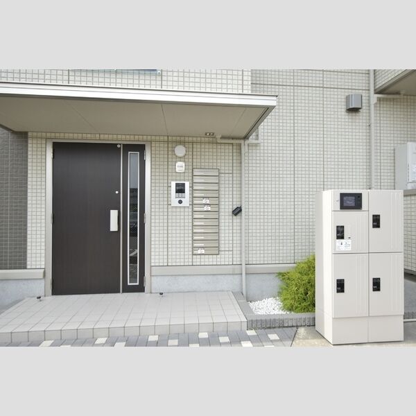 エントランス (オートロック&集合ポスト&宅配ボックス)