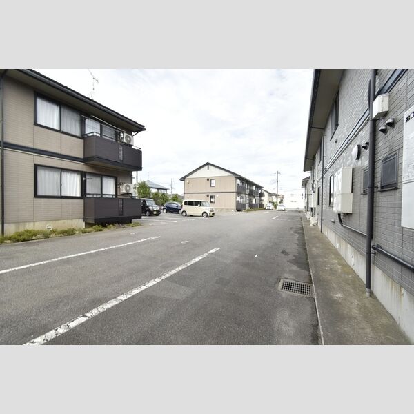 駐車場 (駐車場①)