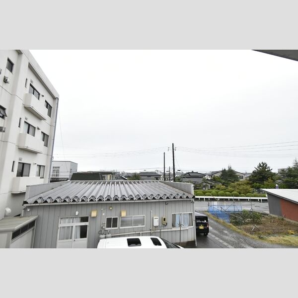 現地周辺 (バルコニーからの眺望)