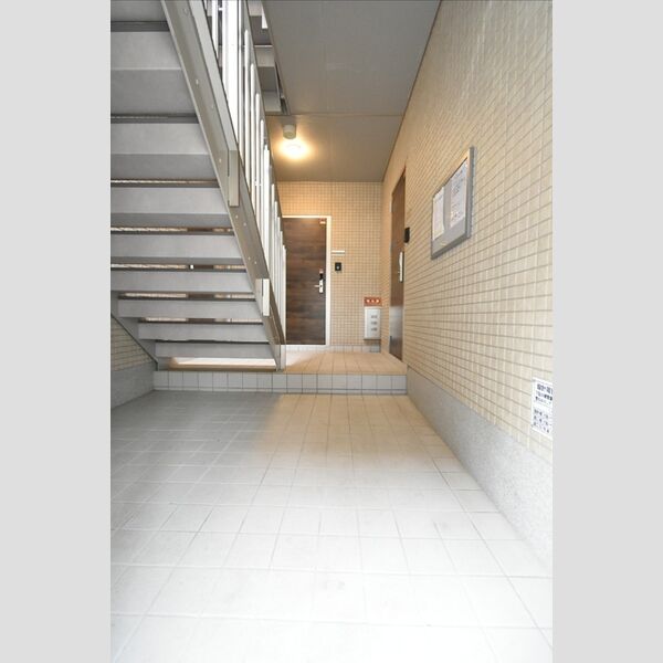 現地周辺 (ロビー)