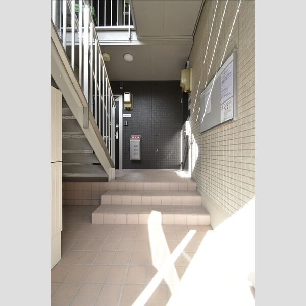 現地周辺 (ロビー)