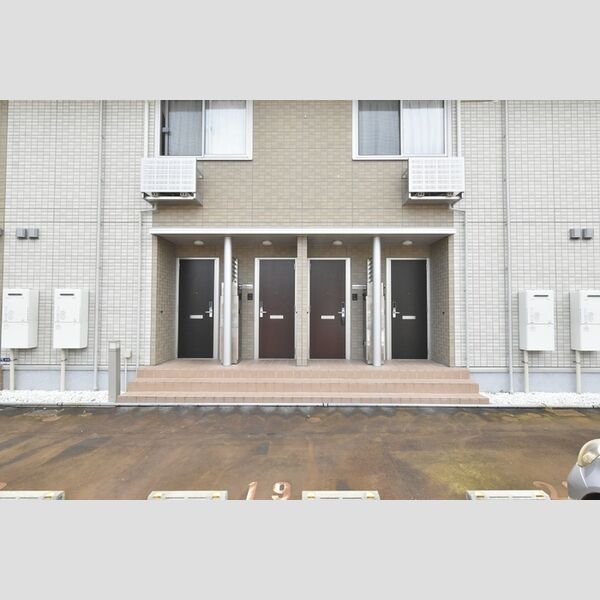 エントランス (エントランス)