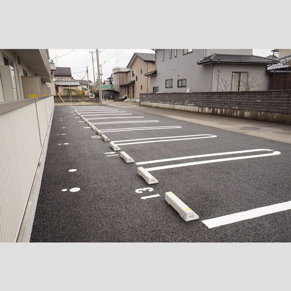 駐車場 (駐車場)