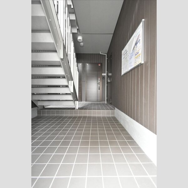 現地周辺 (ロビー)