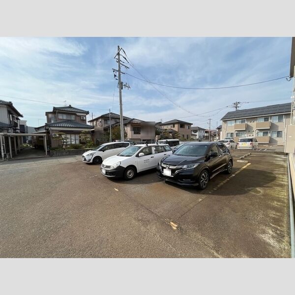 駐車場 (駐車場)