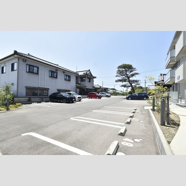 駐車場 (駐車場①)