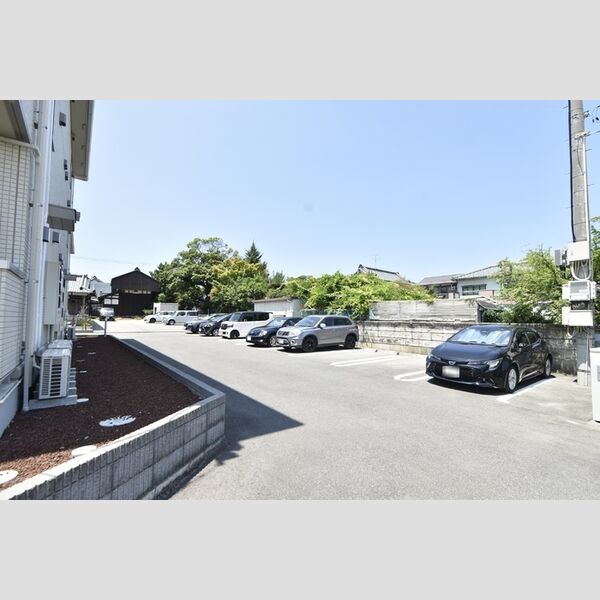 駐車場 (駐車場②)