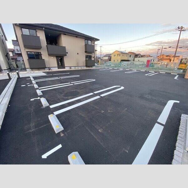 駐車場 (駐車場)