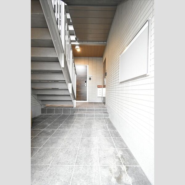 現地周辺 (ロビー)