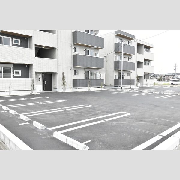 駐車場 (駐車場)