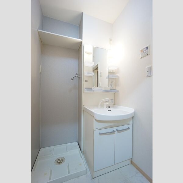 洗面所 (洗面所　洗濯機置き場)