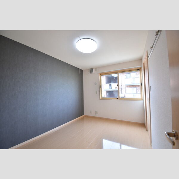 その他 (洋室①)