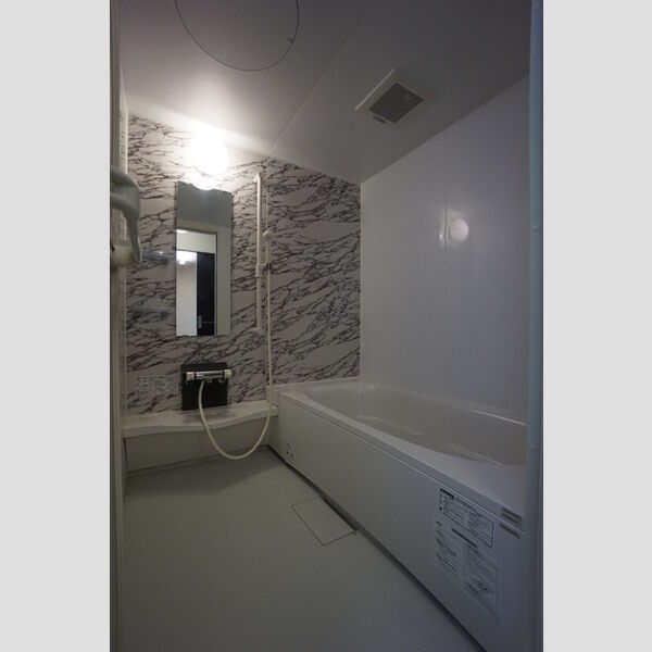 バス (一坪浴室(追い焚き給湯))